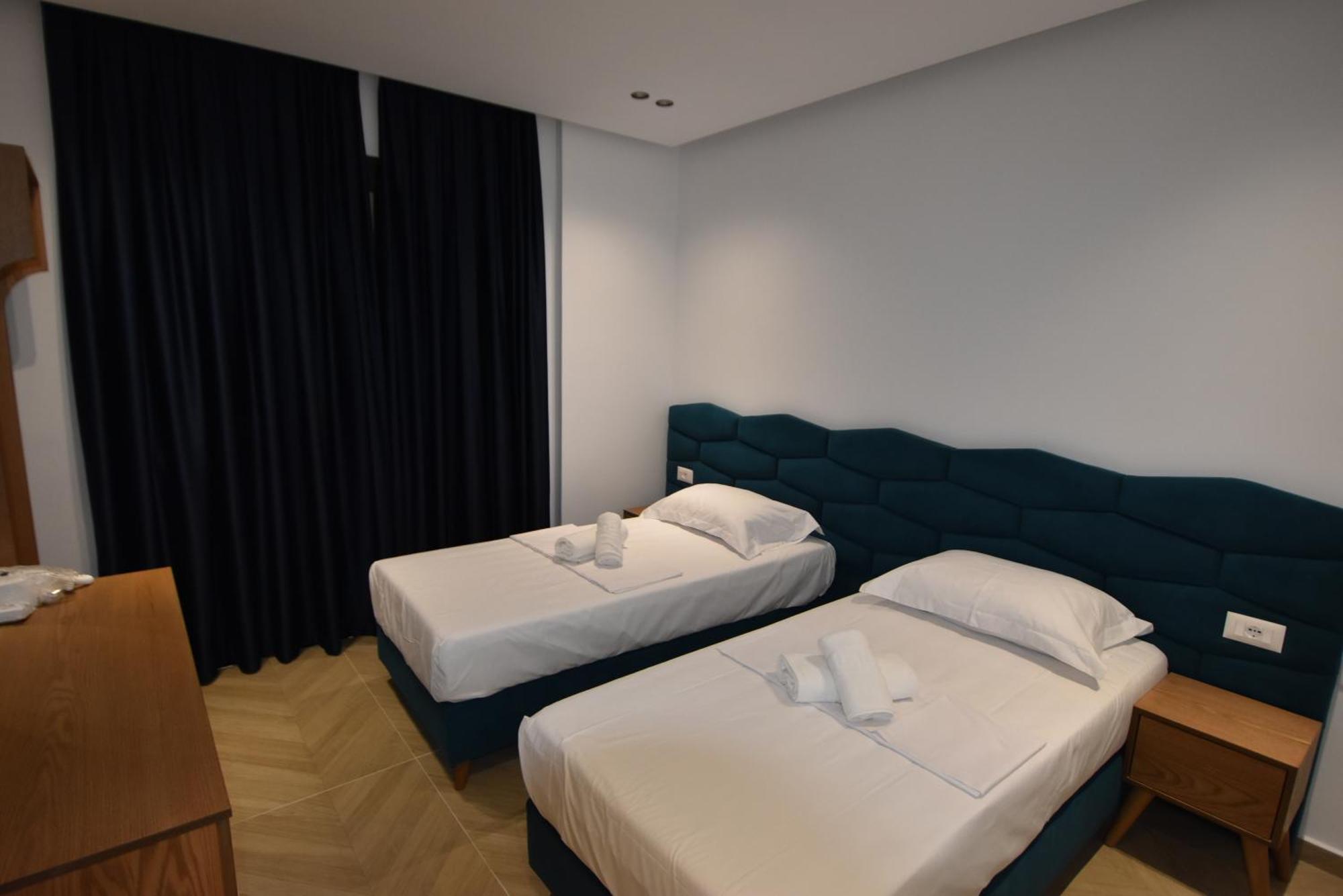 Agimi Hotel Ksamil Luaran gambar